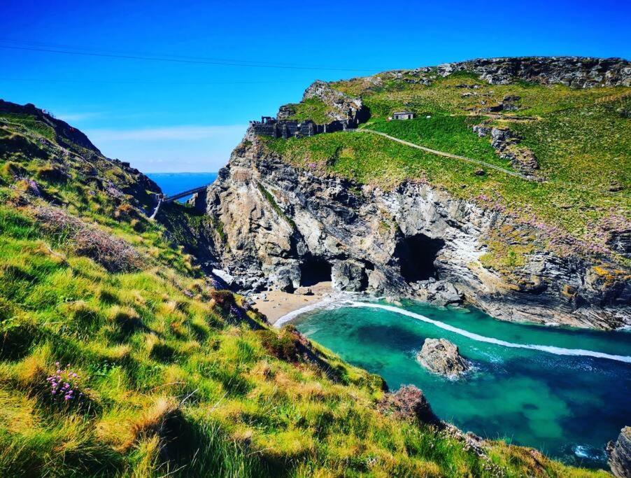 The Little Post House. A Perfect Village Retreat, With Stunning Views. Boscastle Eksteriør billede