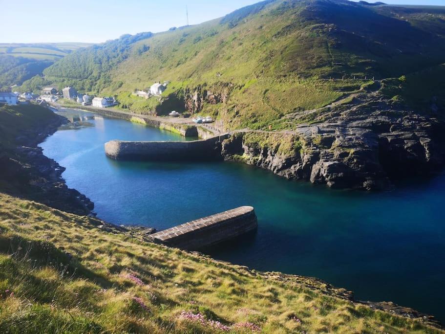The Little Post House. A Perfect Village Retreat, With Stunning Views. Boscastle Eksteriør billede